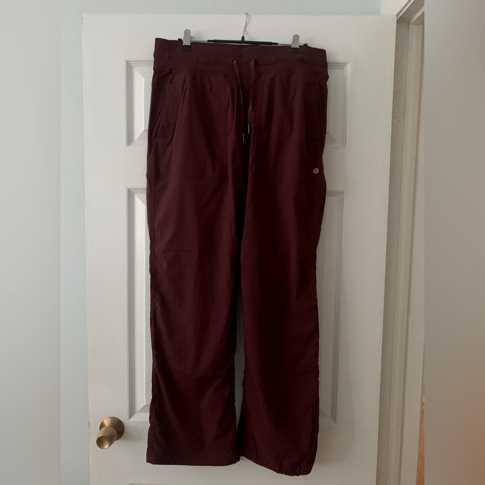 NWOT Lululemon Athletica women’s Burgundy Dance Studio pants